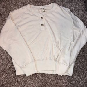 American Eagle crew neck